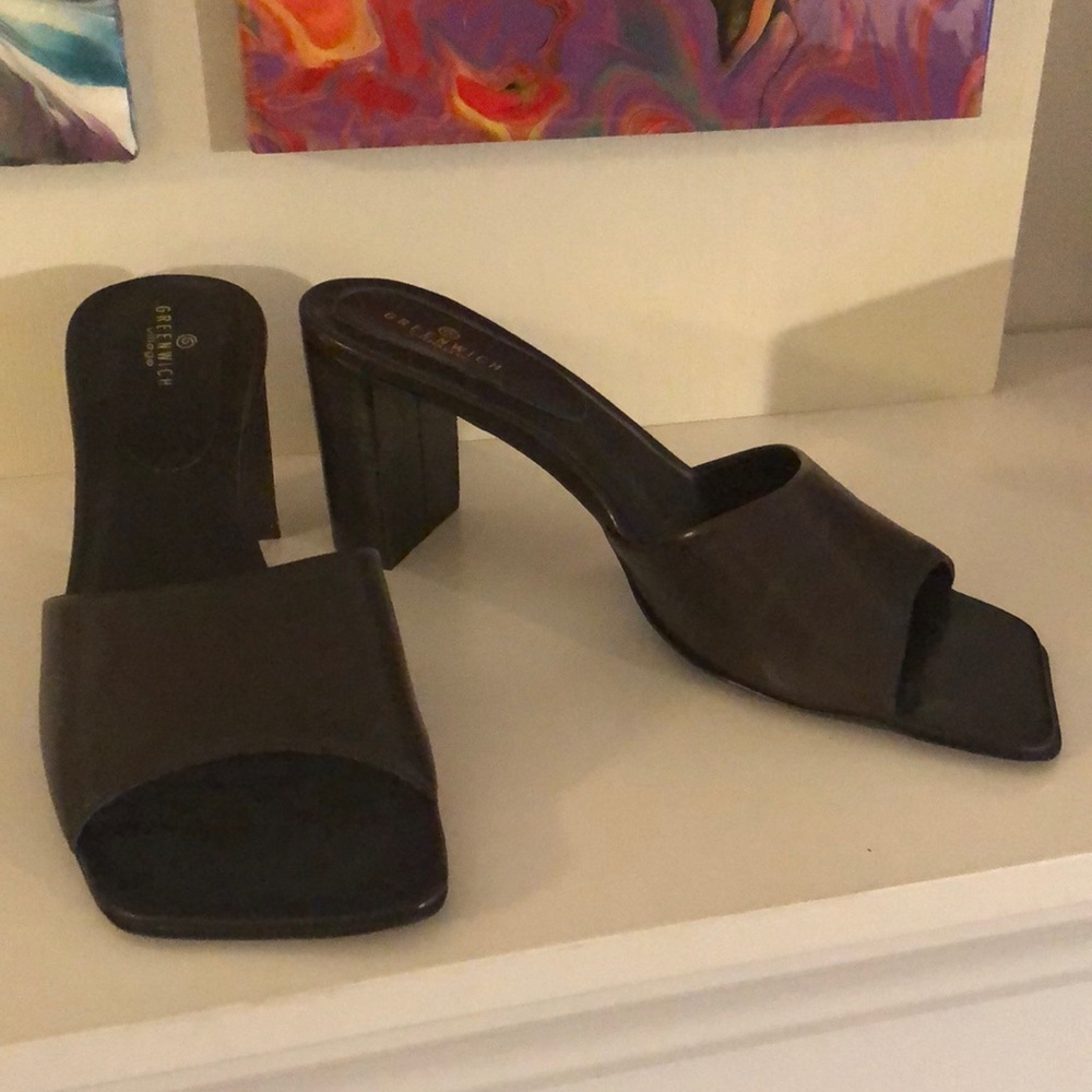 Elegant Brown Block Heel Mules